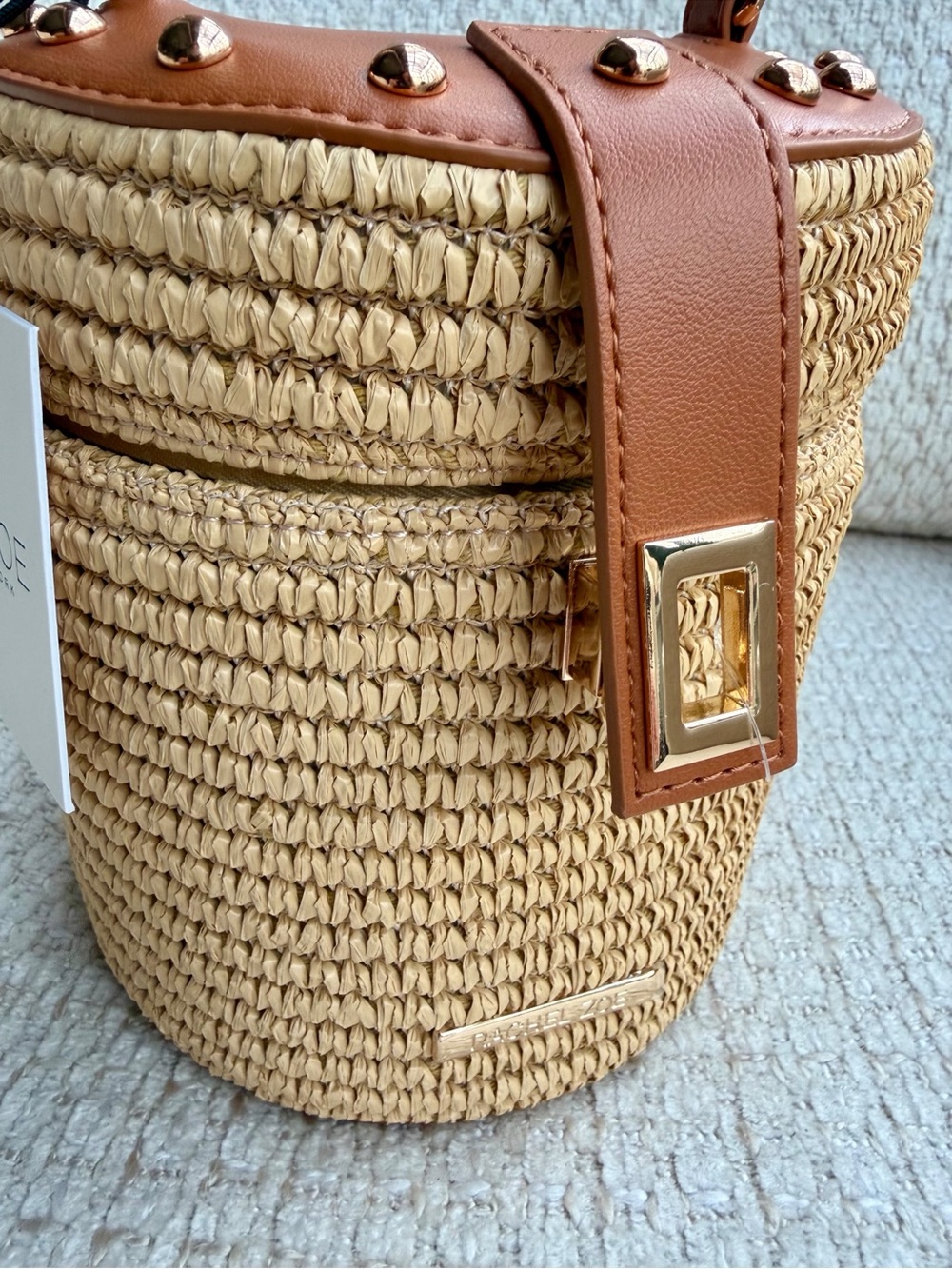 Rachel Zoe Woven Straw Cylinder Vanity Bucket Bag Crossbody Top Handle Studded - Picture 6 of 10